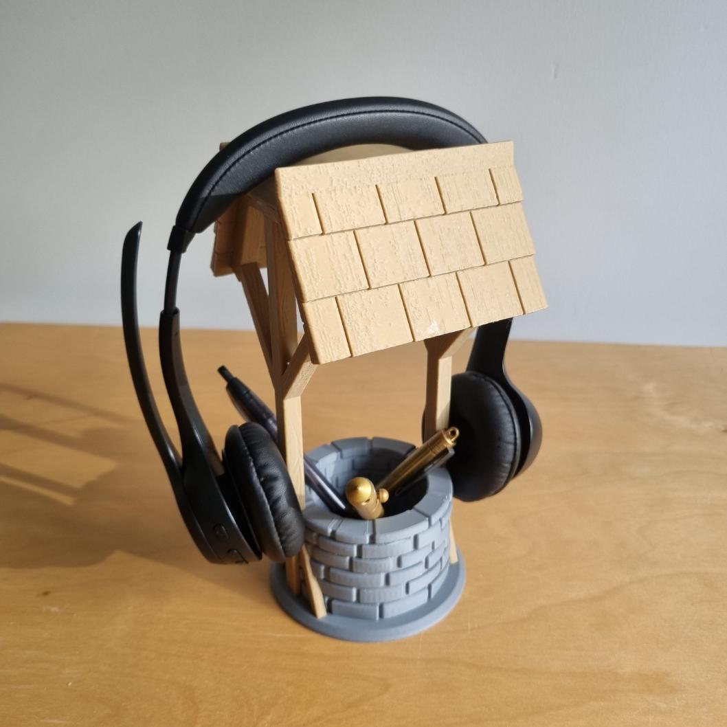 Well Headphone Stand and Pen Holder | Unique Desk Organiser